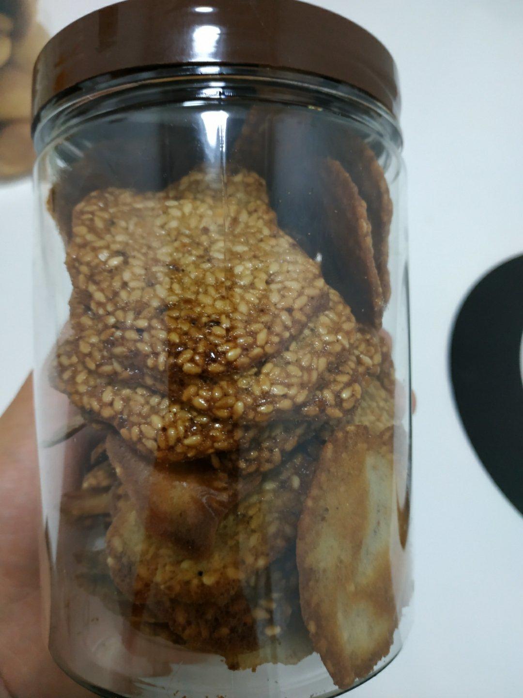 小时候的味道 — 芝麻鸡蛋薄脆饼干