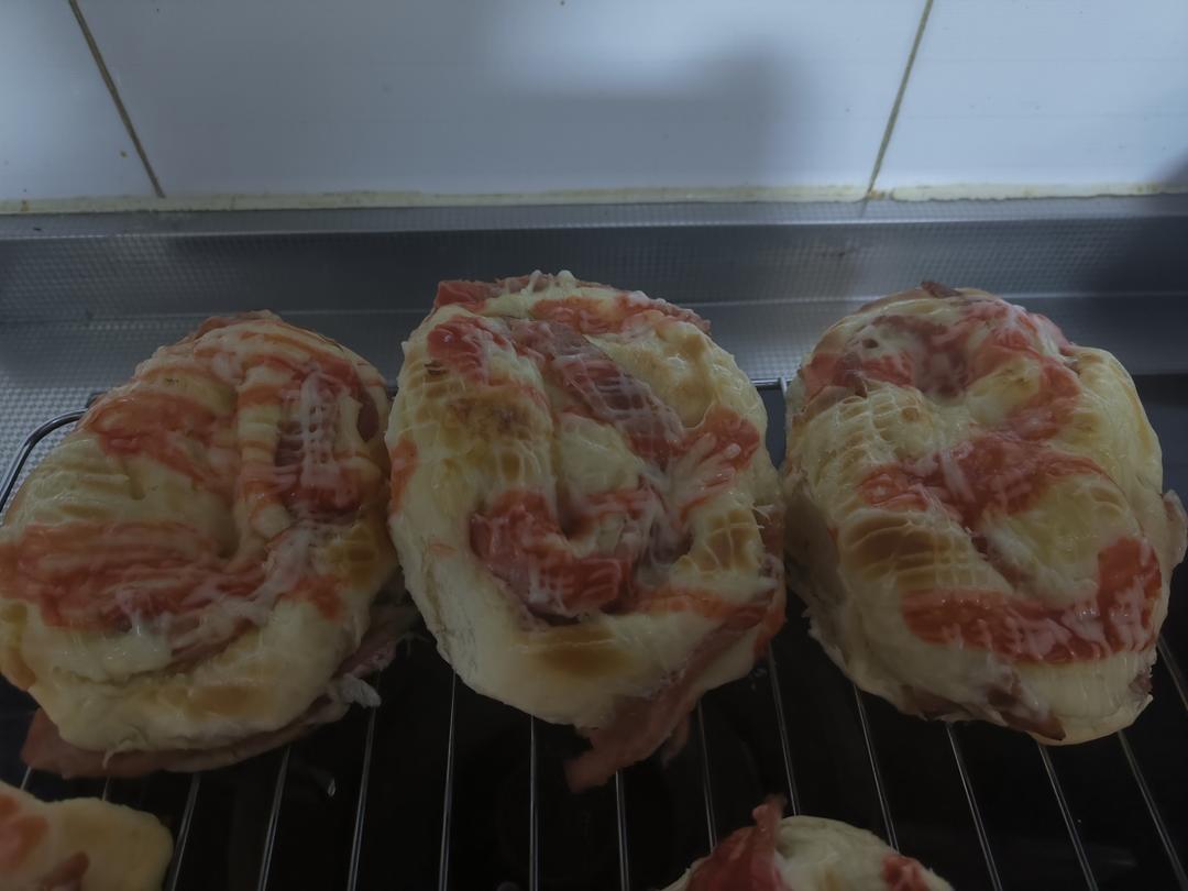 琐死这个万能台式面团，咸面包天花板培根芝士面包！