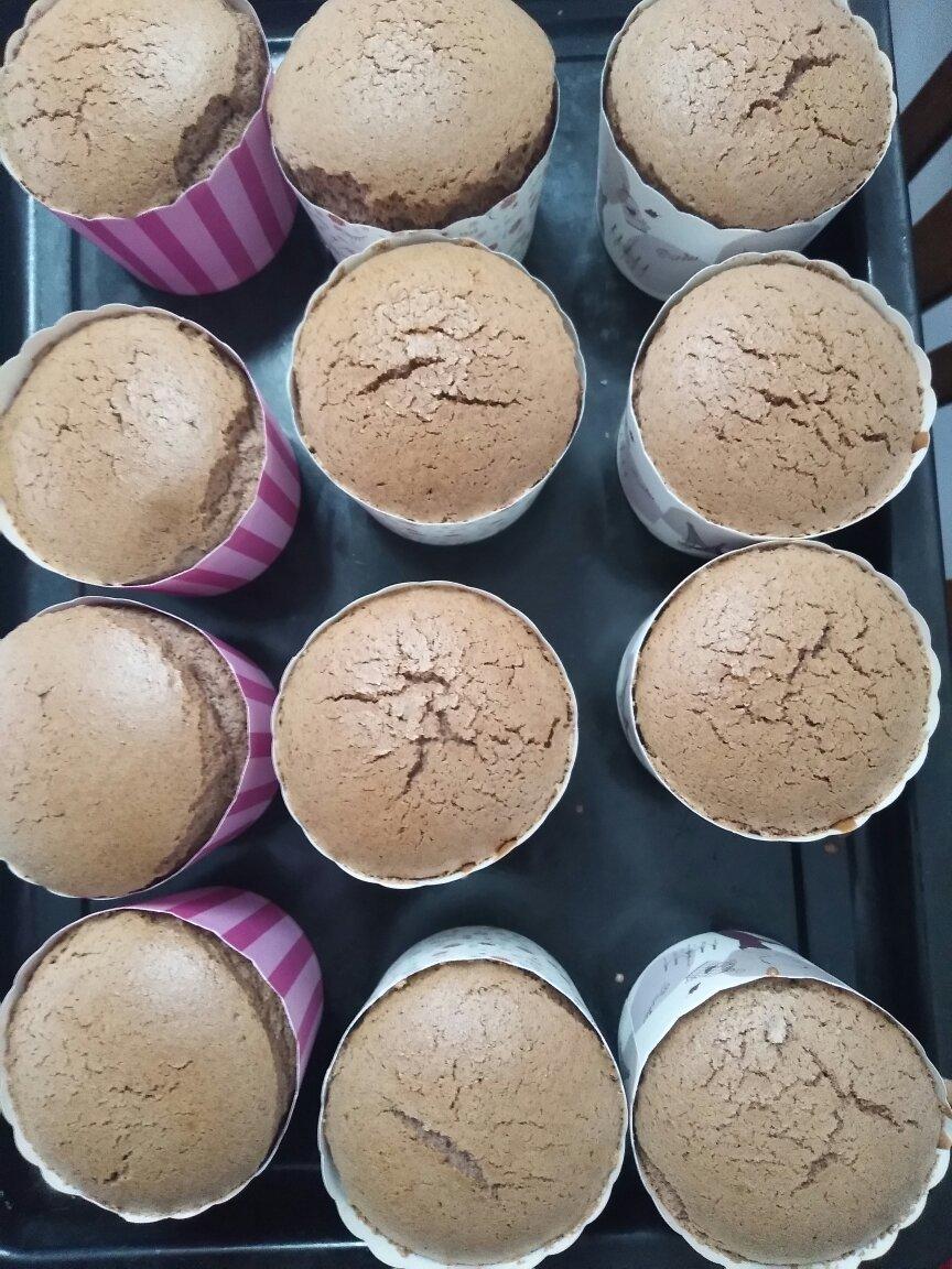 纸杯蛋糕 8寸戚风蛋糕的量