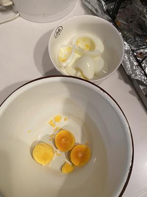 💥奇妙的口感｜早餐日式鸡蛋三明治こだわりタマゴサンド的做法 步骤3