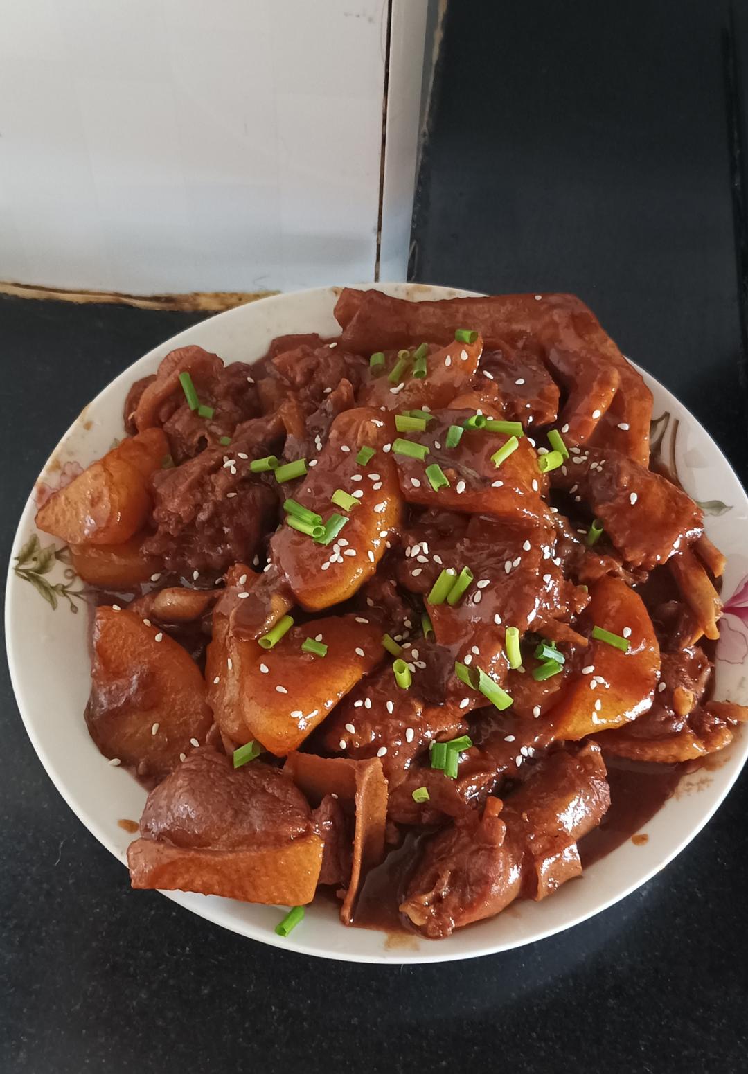 红烧鸭腿土豆块