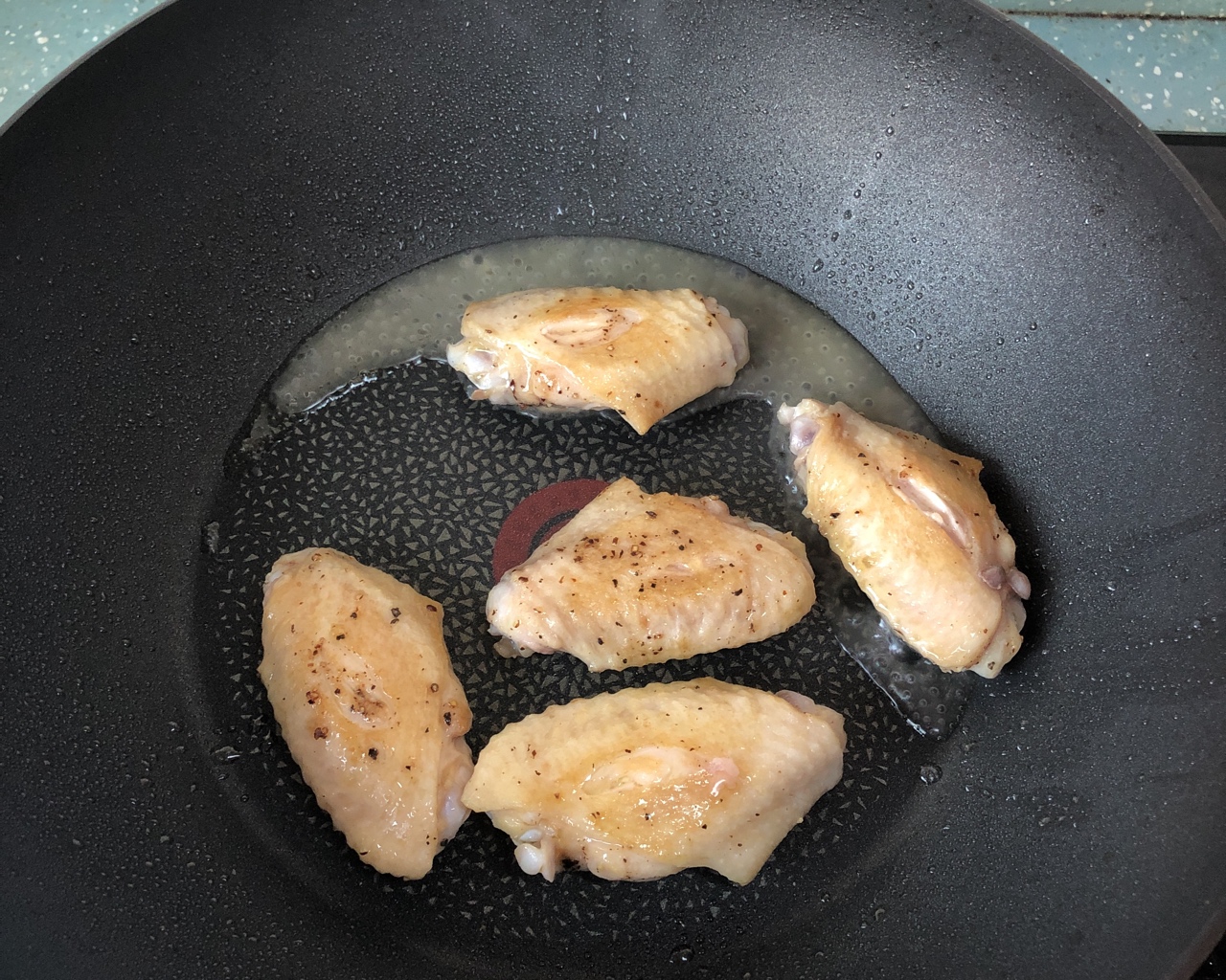 无油无粉外酥里嫩多汁的脆皮鸡翅的做法 步骤3