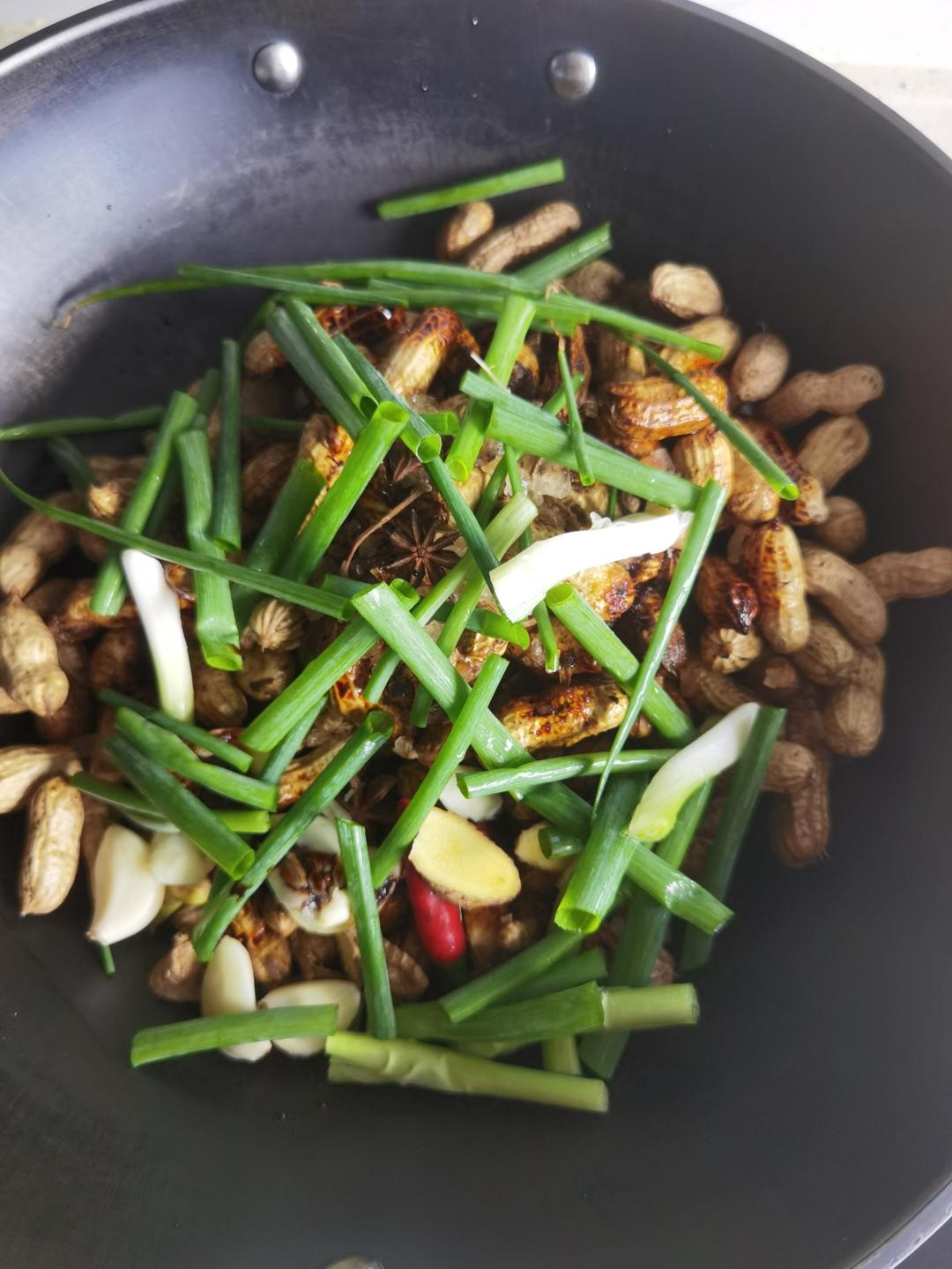 鲜香入味的五香煮花生