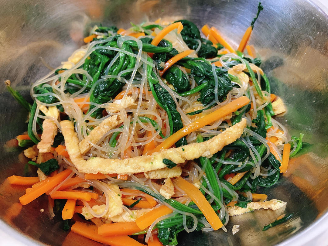 万能凉拌菜料汁（凉拌菠菜粉丝）