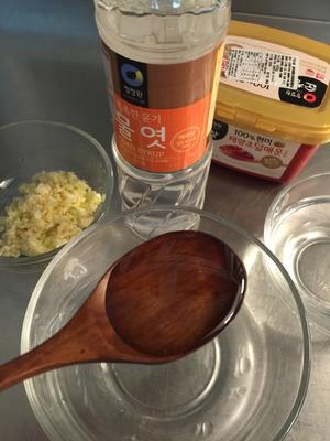 韩国辣酱炸鸡的做法 步骤15