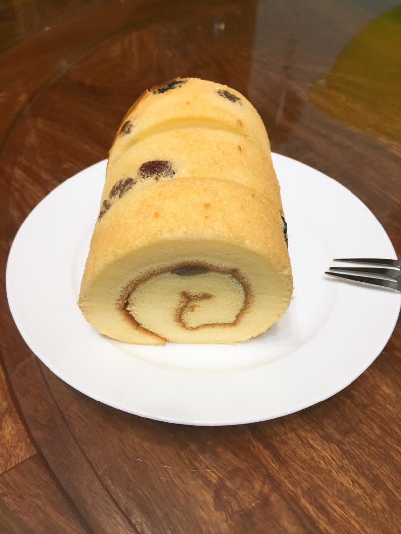 葡萄干蛋卷