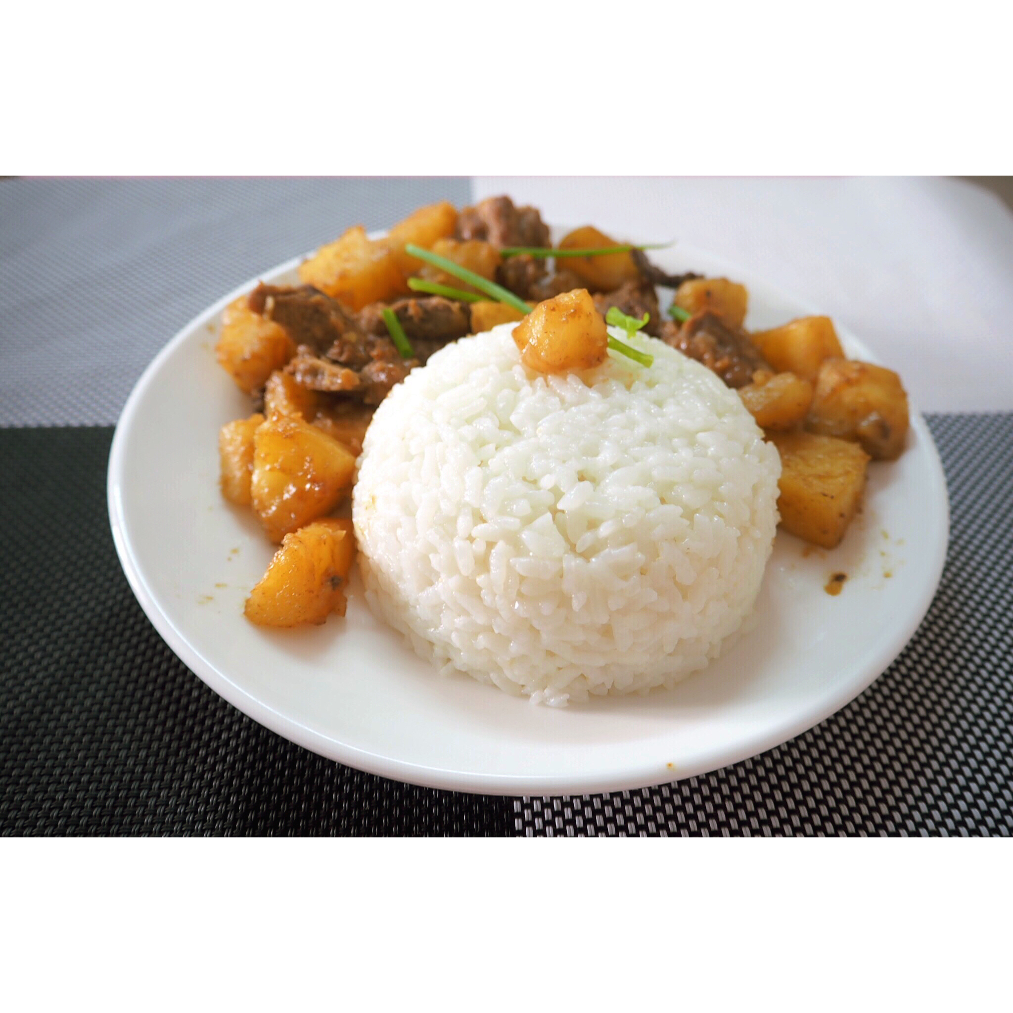 芸清尘尘                         做过 红烧排骨土豆 【土豆排骨饭