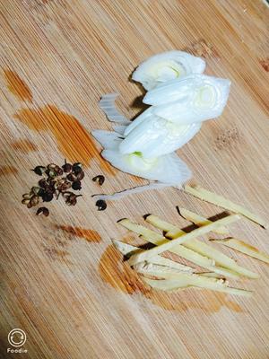 菠菜新吃法——好吃到不停的"菠菜炖土豆"的做法 步骤5