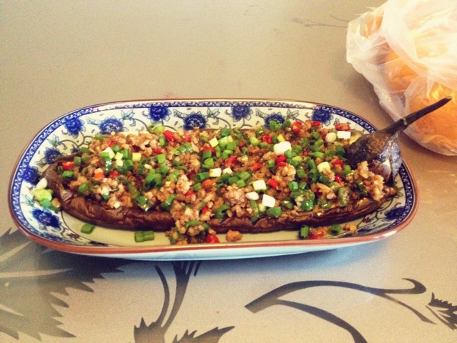 蒜香肉末烤茄子