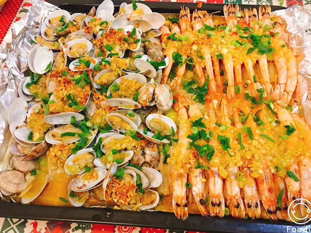 蒜蓉金针菇烤花蛤虾