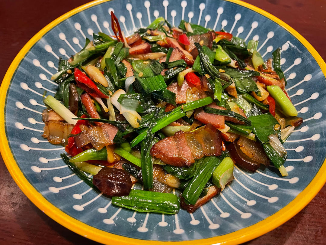 蒜苗炒腊肉