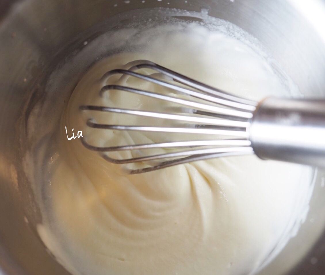 酸奶鲜奶油的做法 步骤2
