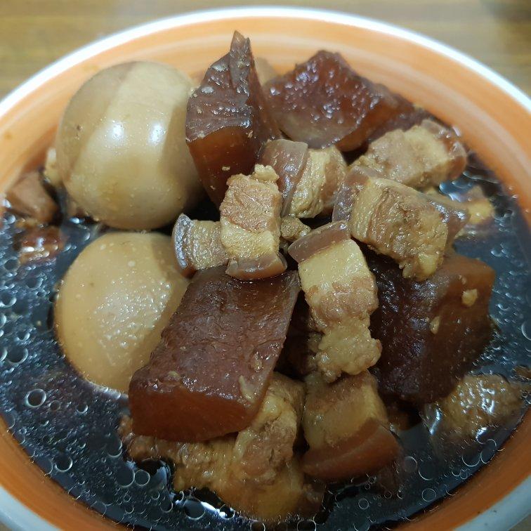 白萝卜炖五花肉