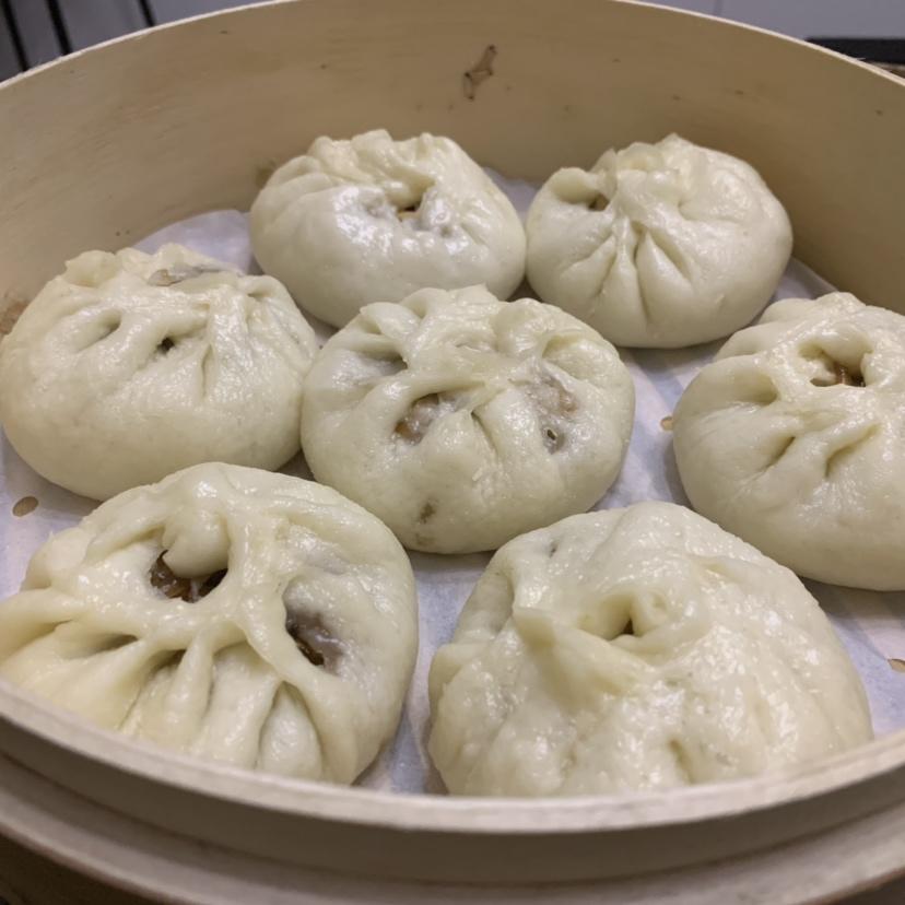 榨菜鲜肉包子