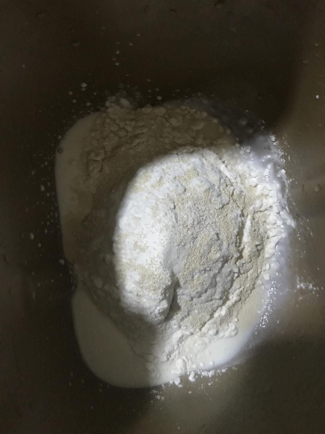 纯奶手撕吐司的做法 步骤1