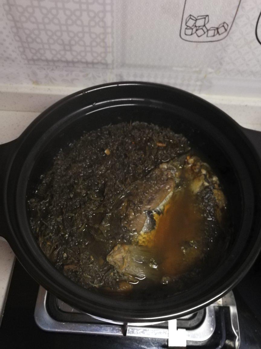 绵茵陈煲鲫鱼汤
