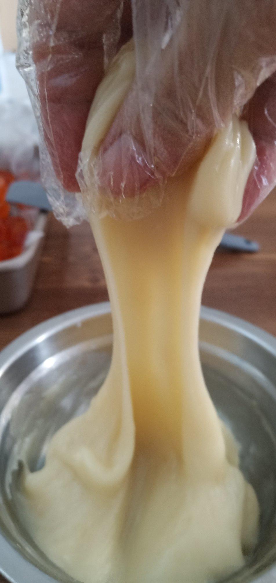 麻薯肉松蛋黄酥