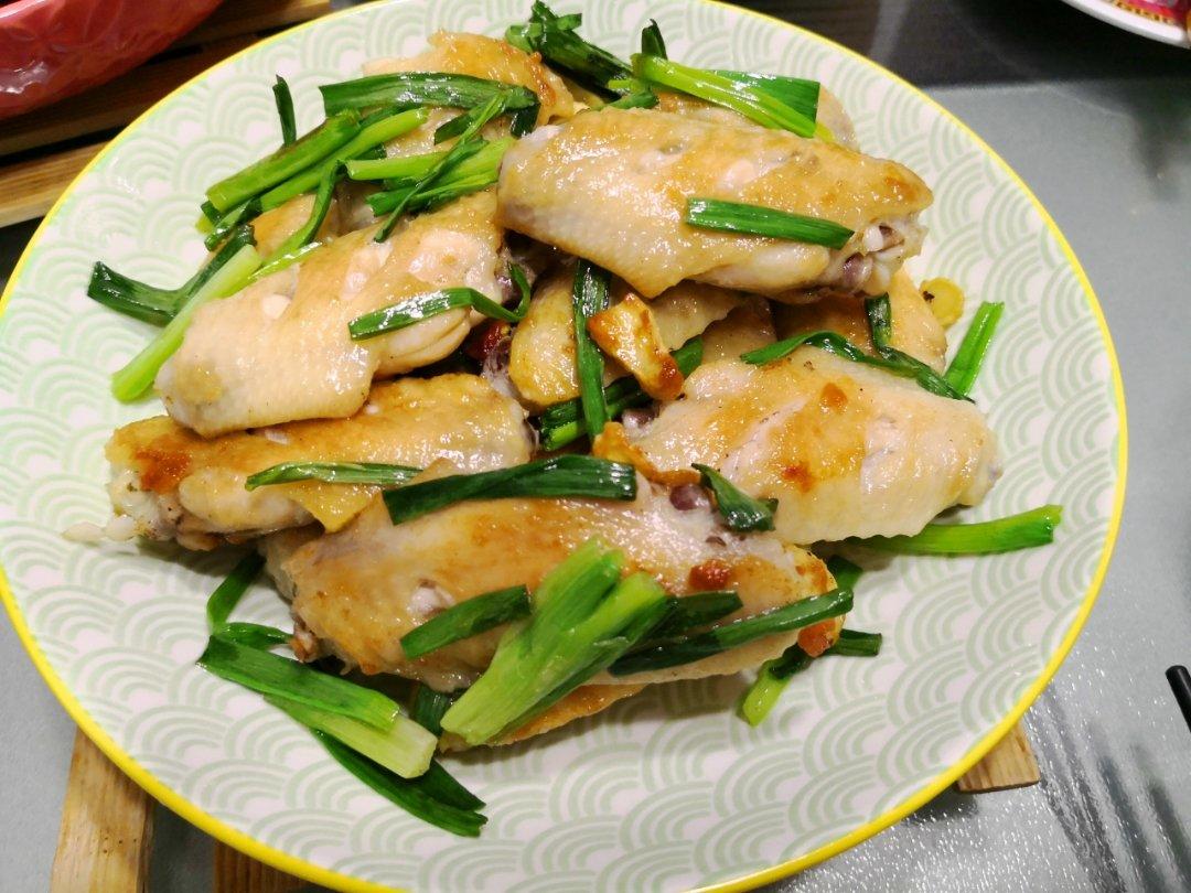升级版超好吃蒜香盐煎鸡翅
