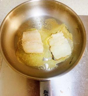 一人食/减脂餐/学做Rick Stein的烤鳕鱼配啤酒培根卷心菜的做法 步骤8