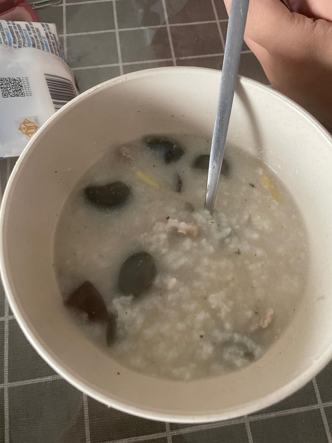 堂妈小厨——超好喝的皮蛋瘦肉粥