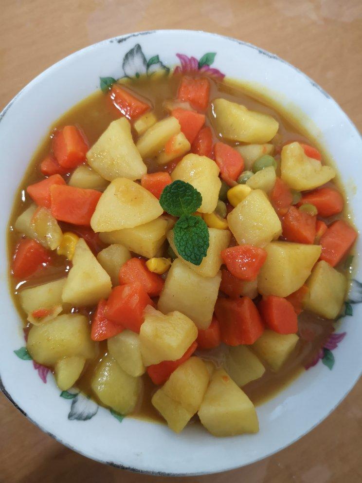 鸡肉咖喱土豆（懒人一定要收藏的菜谱😄）