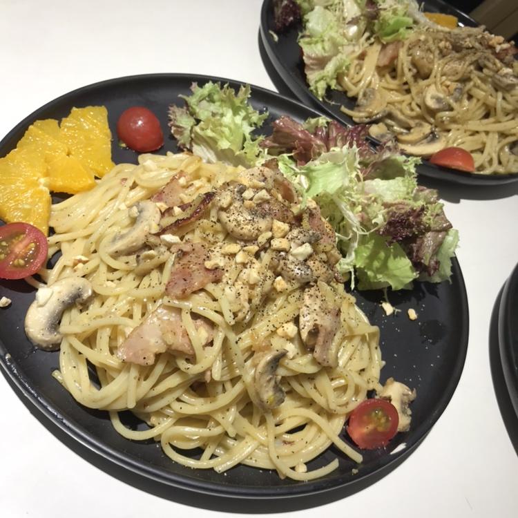 奶油鸡肉蘑菇意大利面 Cream of Mushroom Chicken Pasta