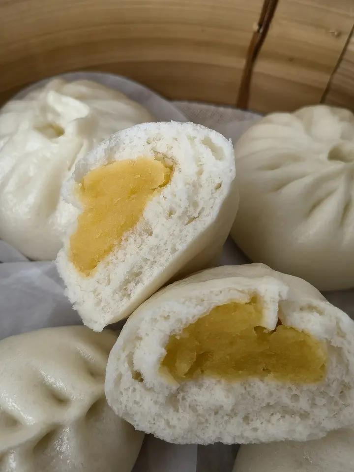 秋叶奶黄包