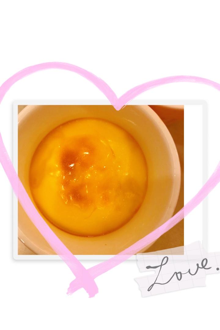 Crèmebrulée。法式烤布雷。焦糖布丁。