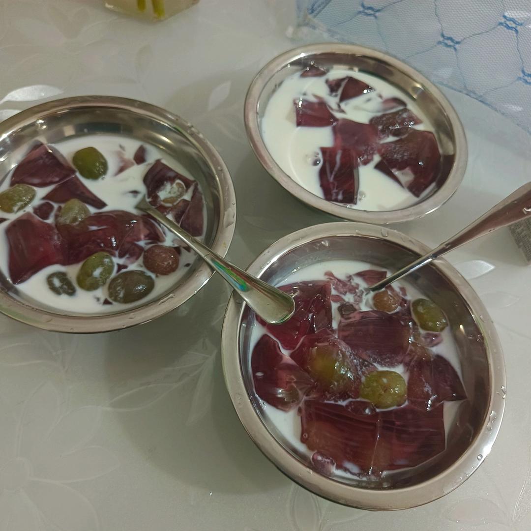 多肉葡萄冻撞奶🍇-「简单做法」0失败