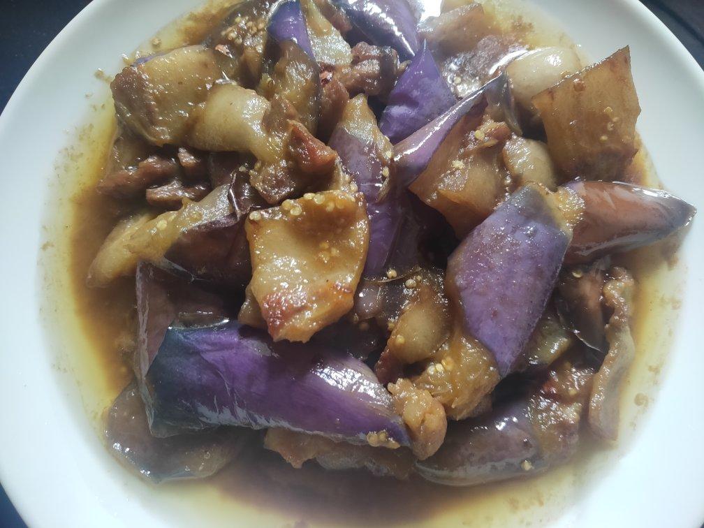 127小瓶子做的五花肉炒茄子