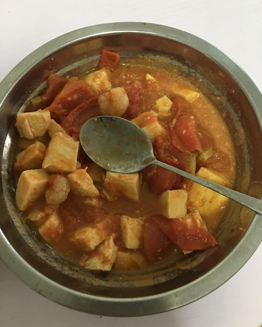 西红柿冻豆腐虾仁汤