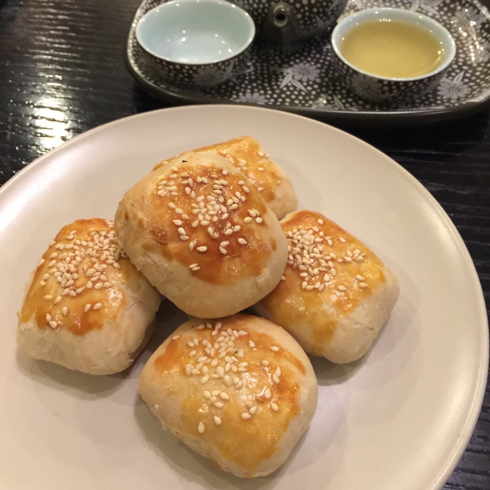 金丝肉松酥饼