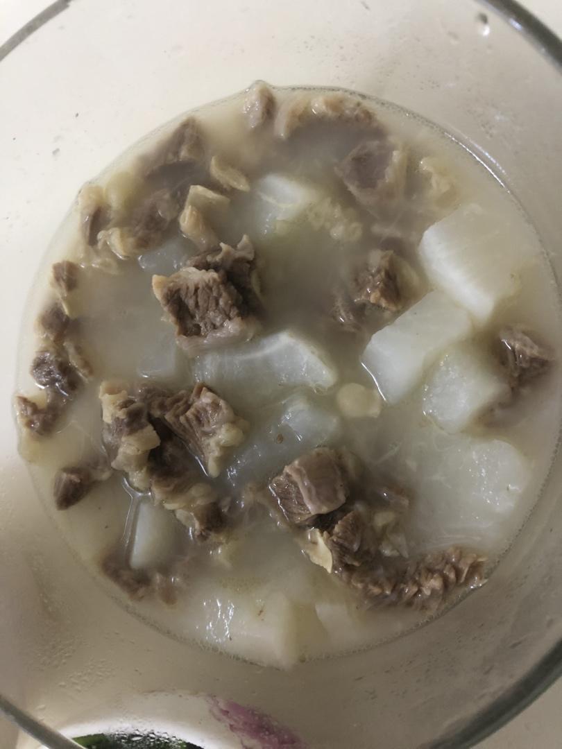 清炖牛肉萝卜汤