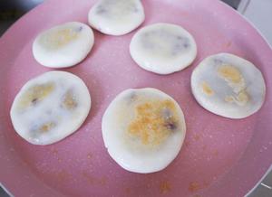软糯香甜❗️平底锅奶香紫薯糯米饼的做法 步骤11