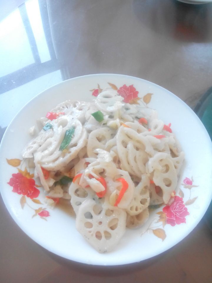 开胃下饭的醋溜藕片
