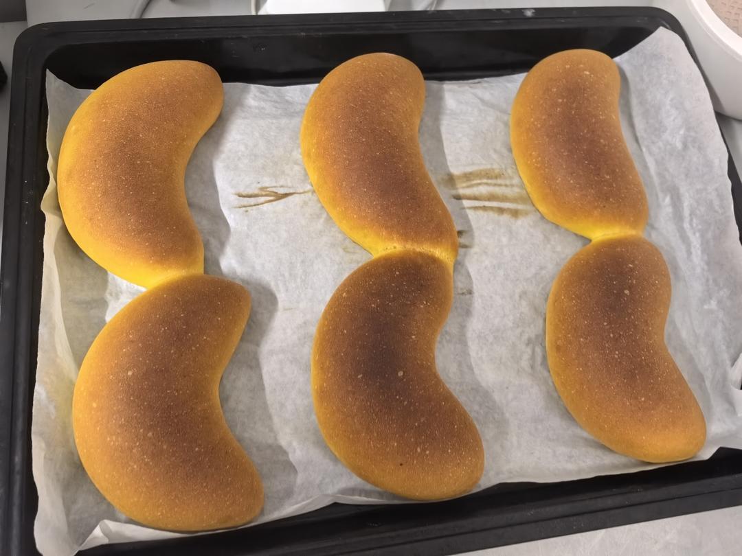 好吃到疯的南瓜奶酪软欧包