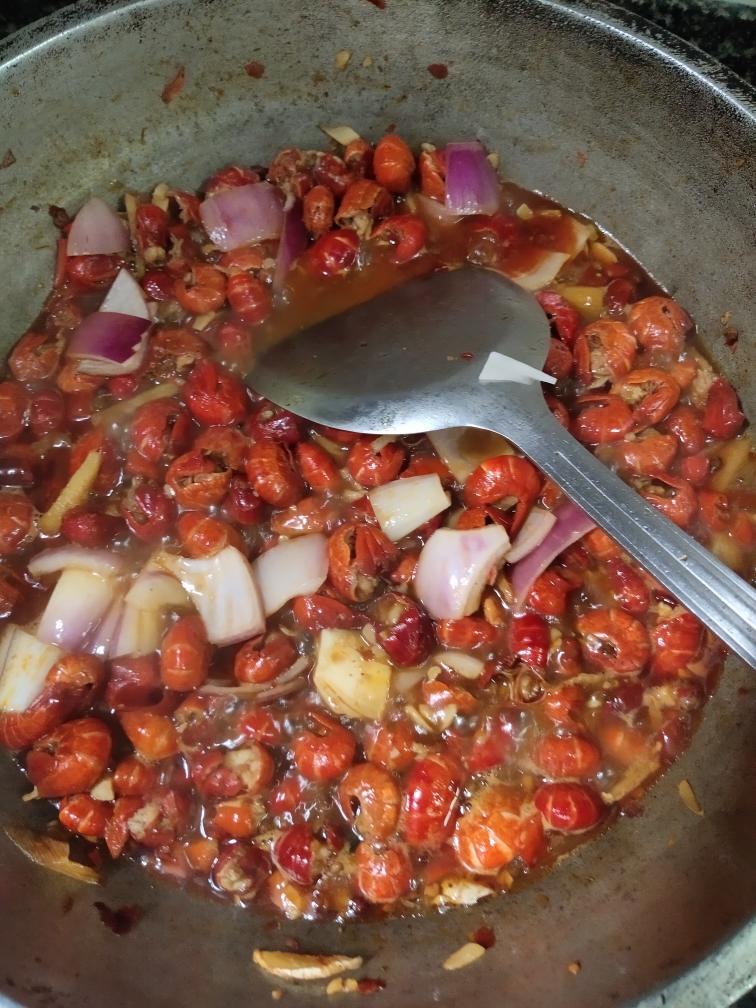 麻辣龙虾尾的做法