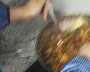 茶树菇干锅鸡的做法 步骤7