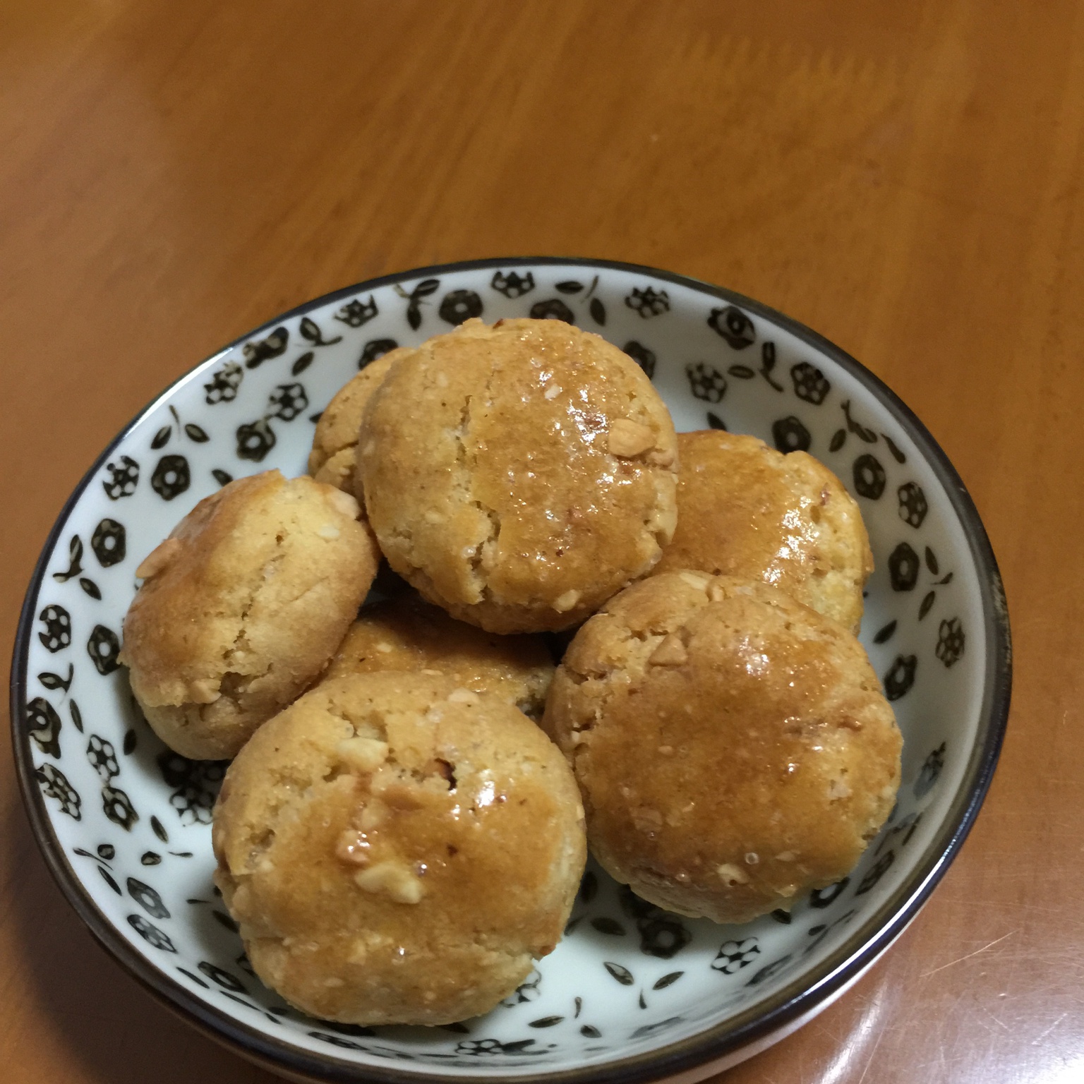 美味花生小小酥
