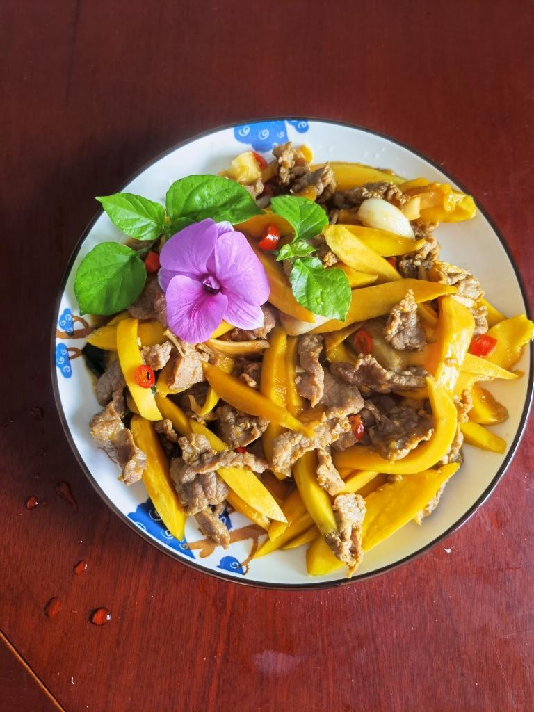 芒果炒牛肉