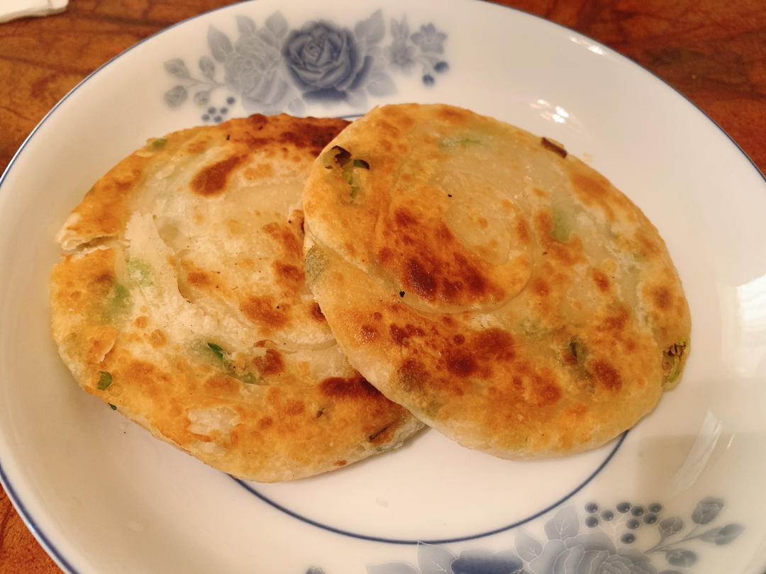 葱油饼（附外酥里嫩的技巧）