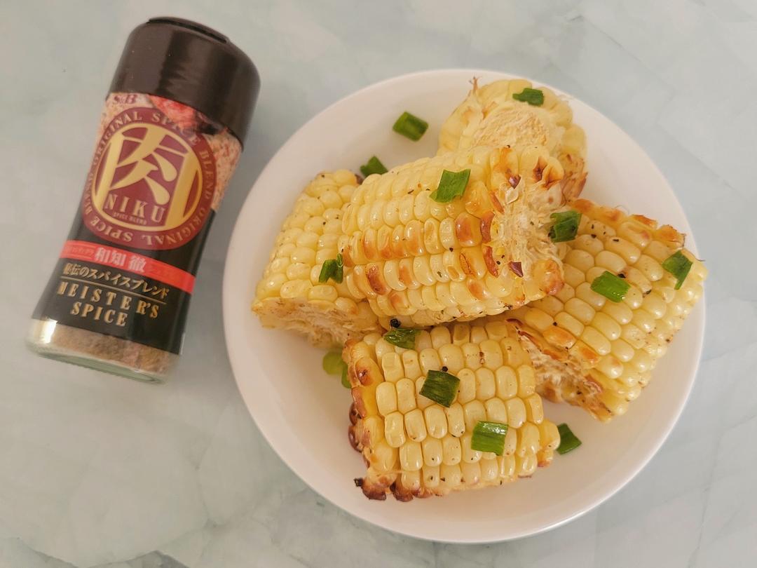 有牛排味的炭烤玉米