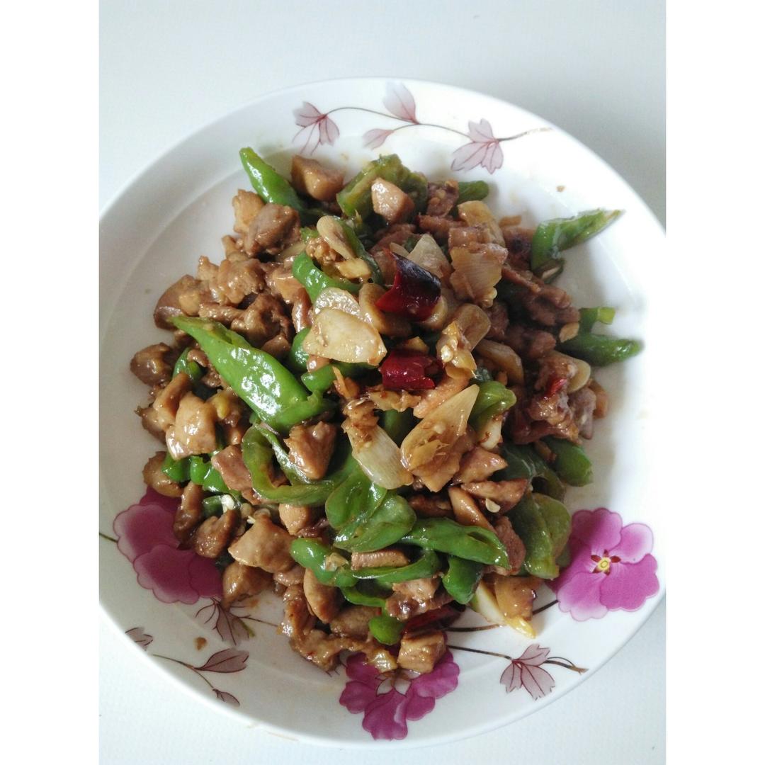 青椒辣子鸡丁