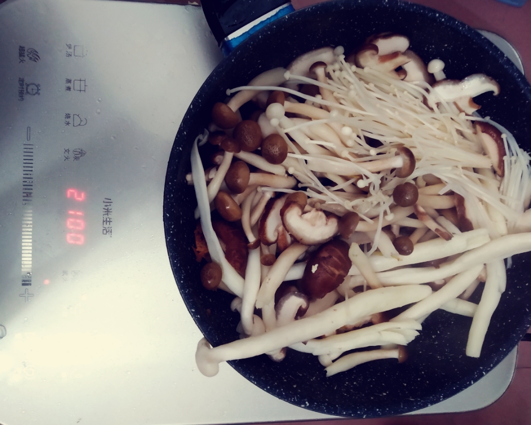 菌菇豆腐汤（纯蔬菜无肉）的做法 步骤4