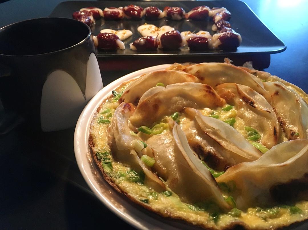 蛋抱煎饺（速冻饺）