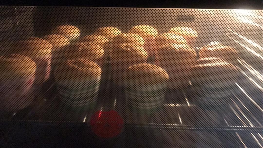 纸杯蛋糕 8寸戚风蛋糕的量