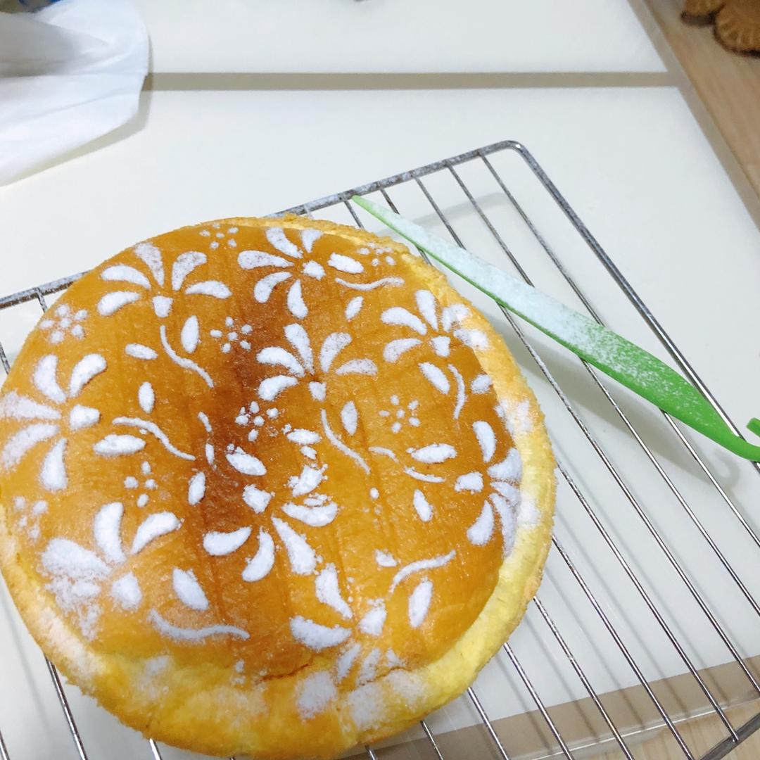 烤箱做蛋糕（戚风蛋糕的做法）