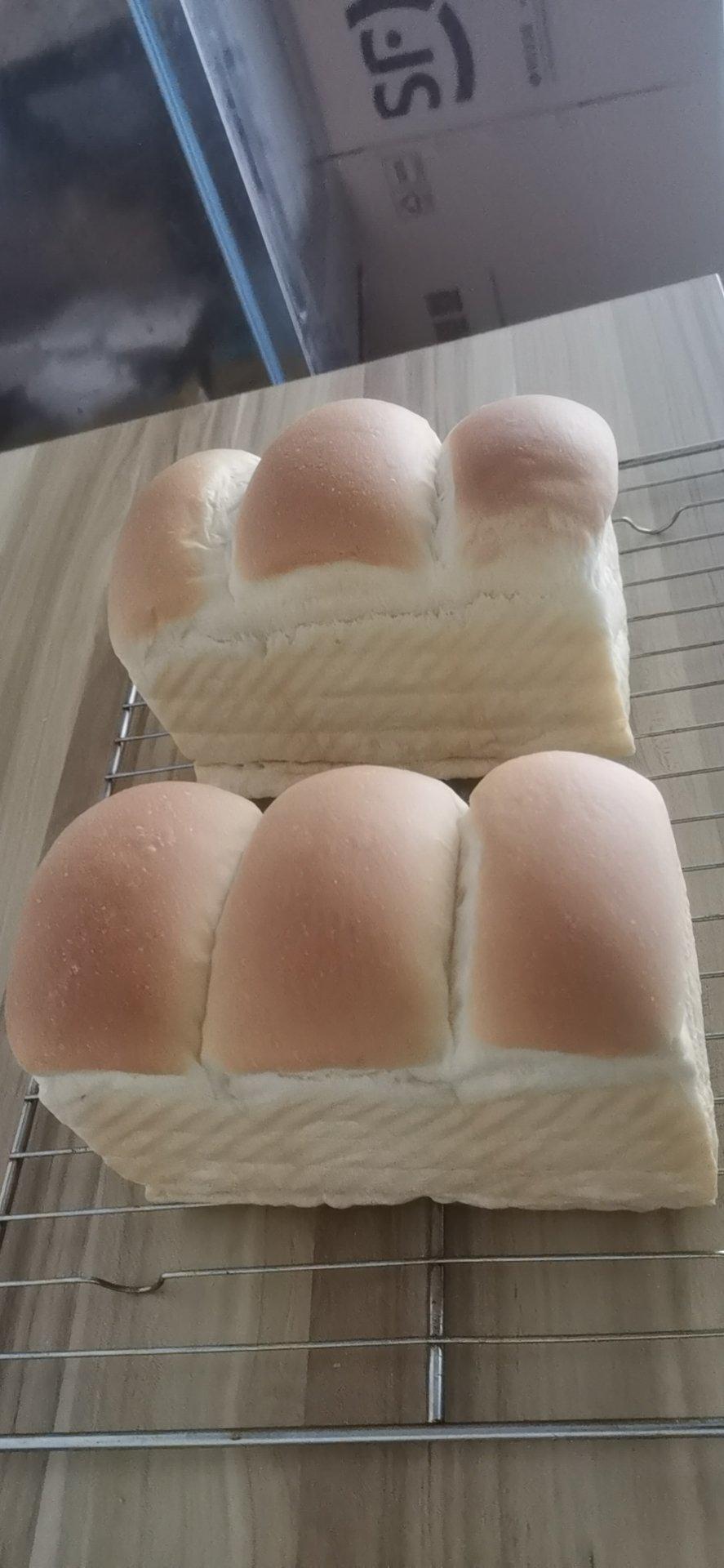 幸福绵绵 ❘ 软白吐司