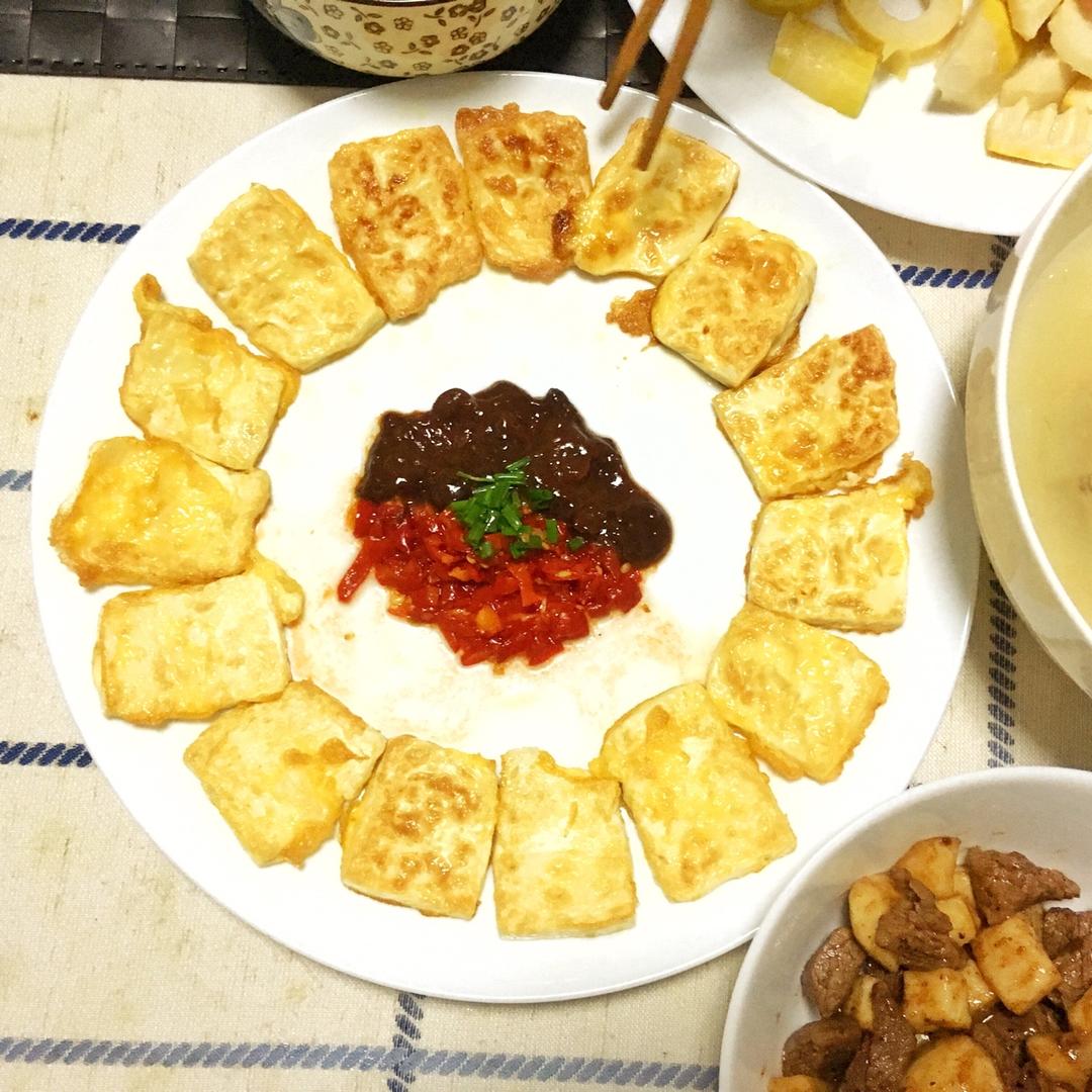 盐煎老豆腐（蘸酱油）