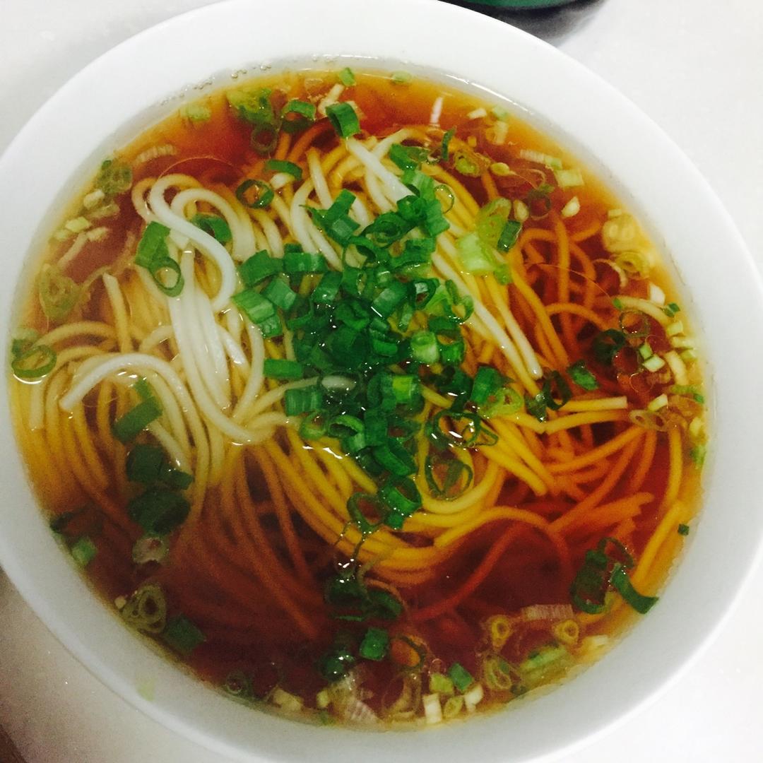 下厨房用户qi8u做的最美阳春面